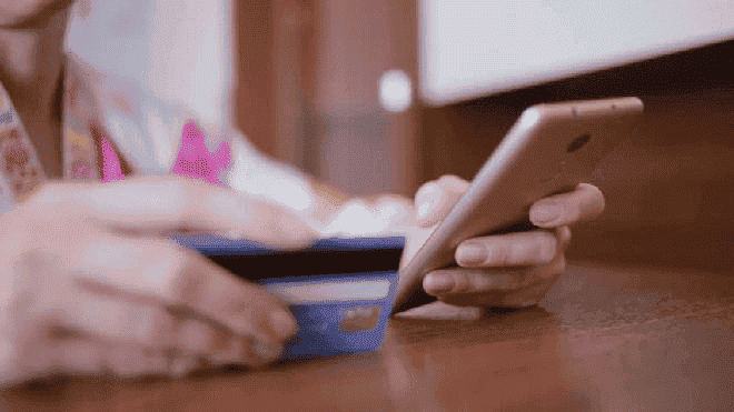 Як перевести гроші з картки Укрсиббанку на карту Приватбанку.